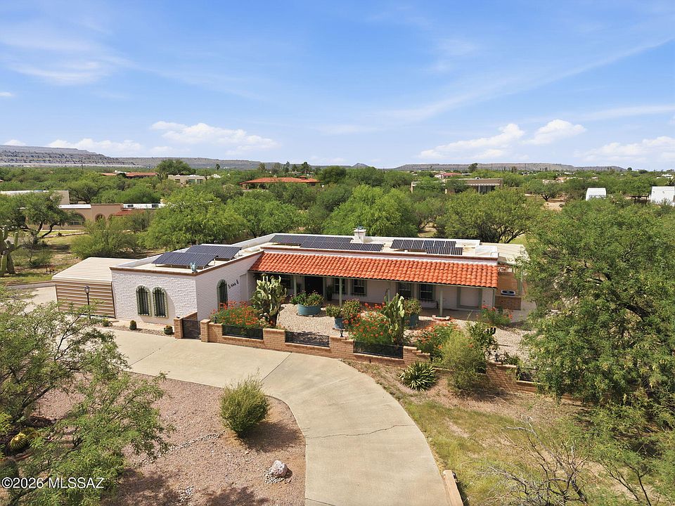1st image of 696 W Paseo Del Canto