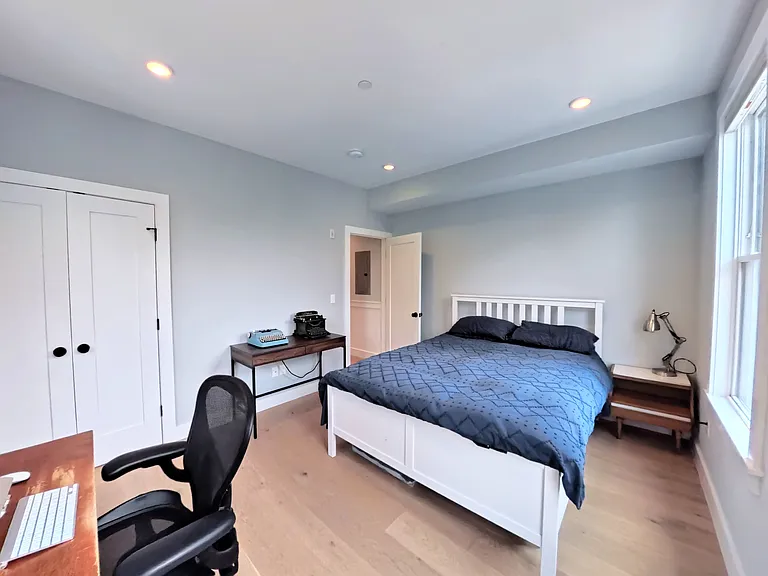 113 Beacon St — Photo 12