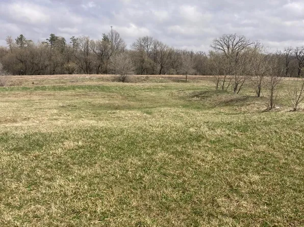 841 3rd St, Wanamingo, MN 55983