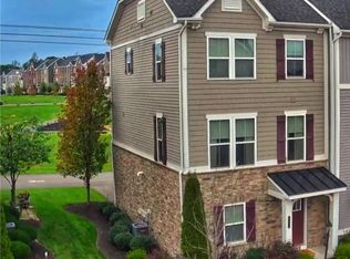 157 Bucktail Dr, Cranberry Township, PA 16066