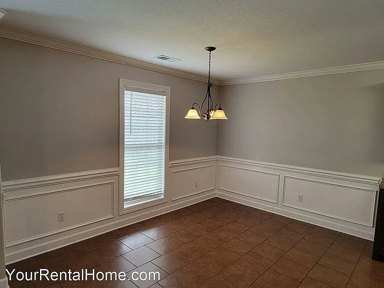 82 Grove Hill Ln — Photo 10