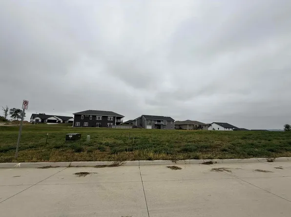 LOT 37 Sickle Ln, Dubuque, IA 52002