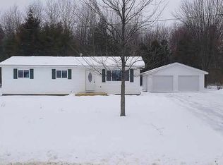 940 S Flajole Rd, Midland, MI 48642