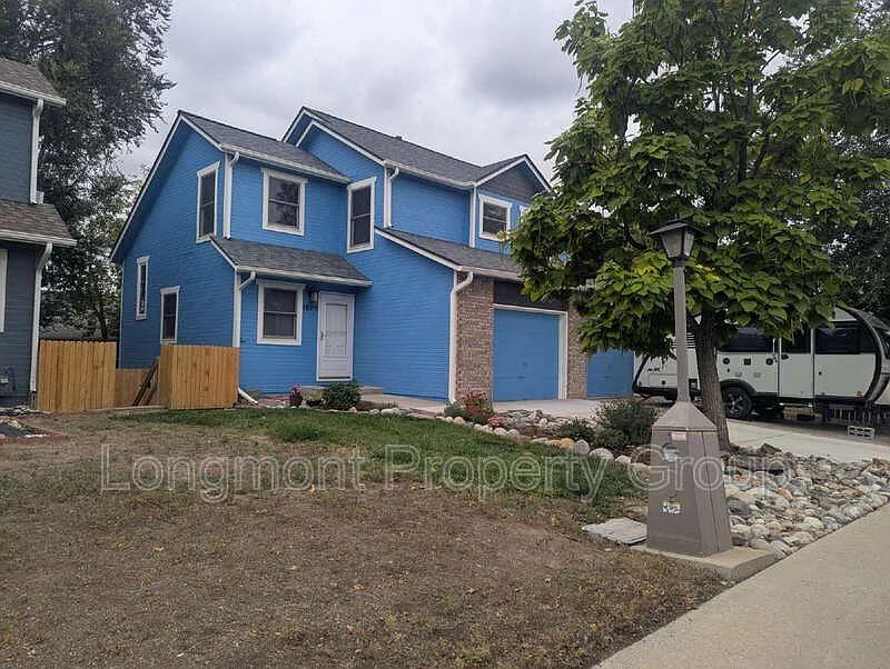 2 bed, 1.5 bath, 1480 sqft, $2,140 — Photo 1