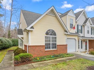 896 Creek Crossing Trl, Whitsett, NC 27377