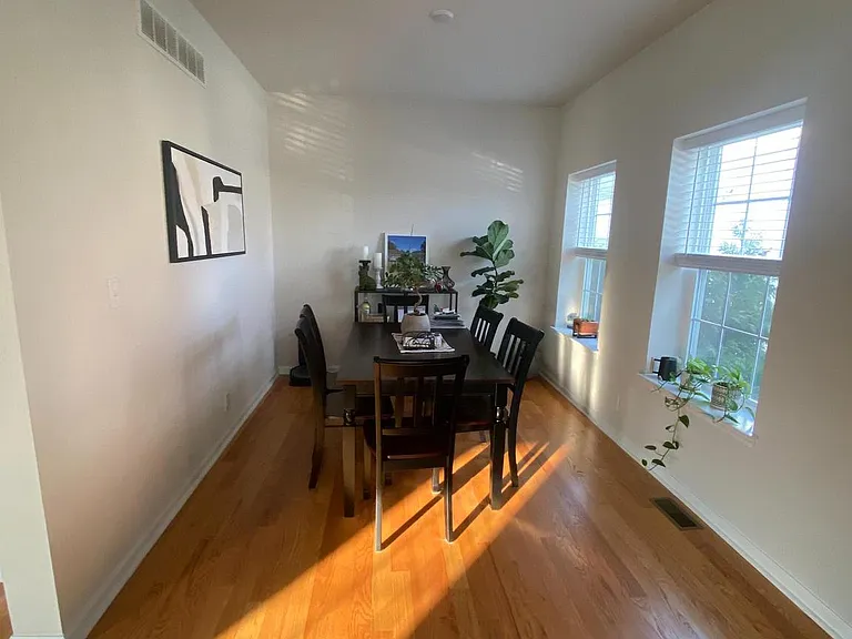 332 Railroad Ave #D — Photo 4