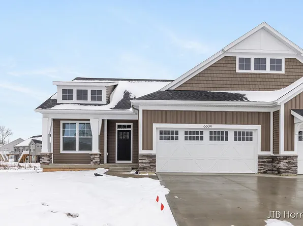 6604 Timber Crest Dr NE #54, Rockford, MI 49341