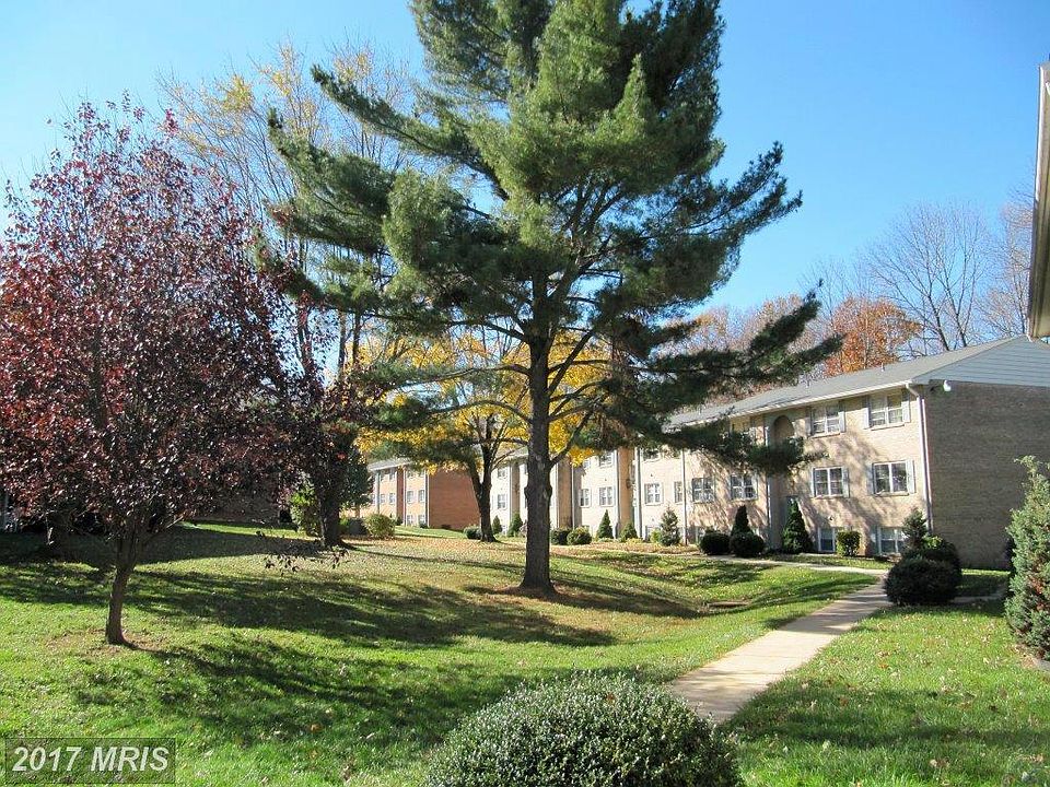 1st image of 227 Crocker Dr