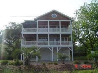 585 Trails End Rd, Wilmington, NC 28409