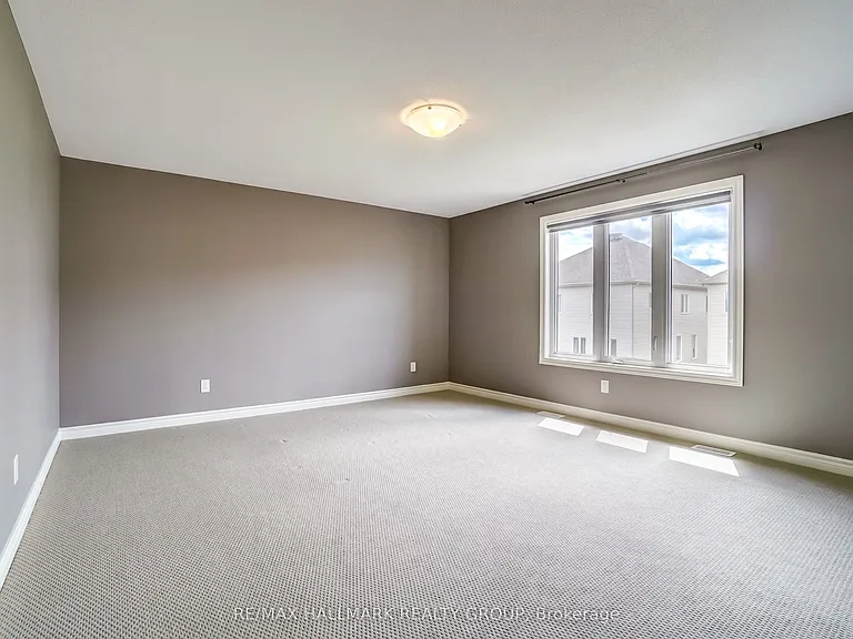 1110 Beckett Cres — Photo 31