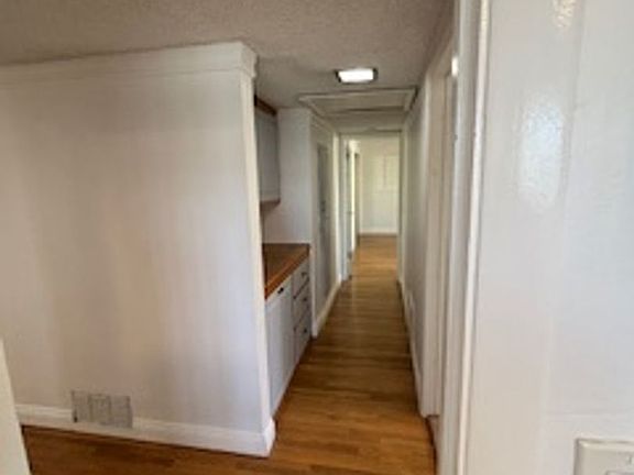 5th image of 1641 W Buena Vista Ave #A