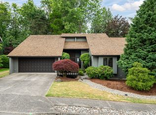 2011 SW 29th Dr, Gresham, OR 97080