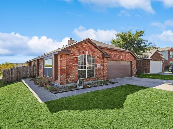 5401 Royal Birkdale Dr, Fort Worth, TX 76135