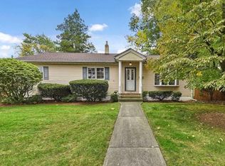 252 Valley Rd, River Edge, NJ 07661