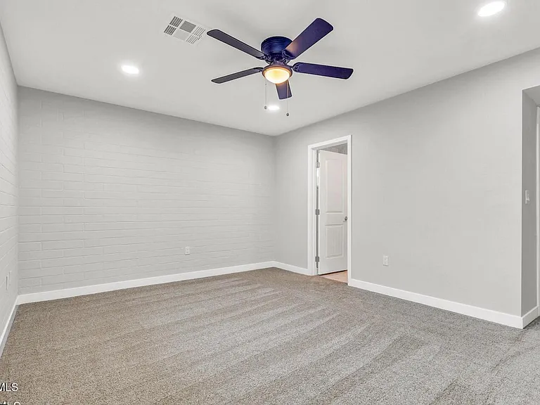 10602 W Cumberland Dr — Photo 18