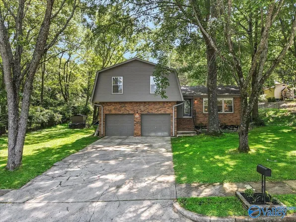2114 Stapp Dr NE, Huntsville, AL 35811