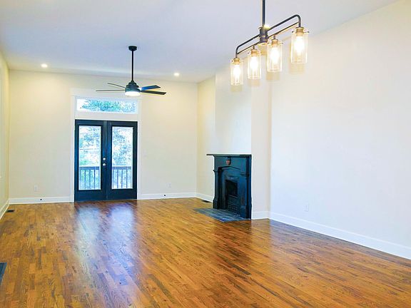 4th image of 646 W 11th St