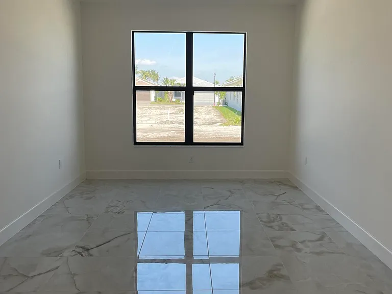 12450 SW Bungalow Ln — Photo 11