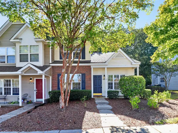 16931 Greenlawn Hills Ct, Charlotte, NC 28213