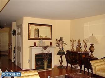 Livingroom Fireplace