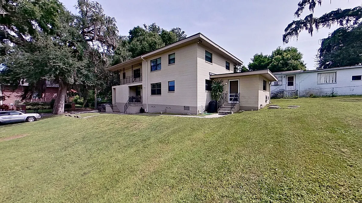 Building Photo - Floral Bluff Road 5148
