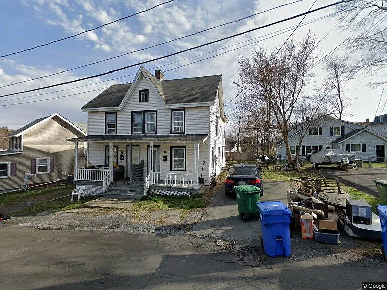 14 Sayer St