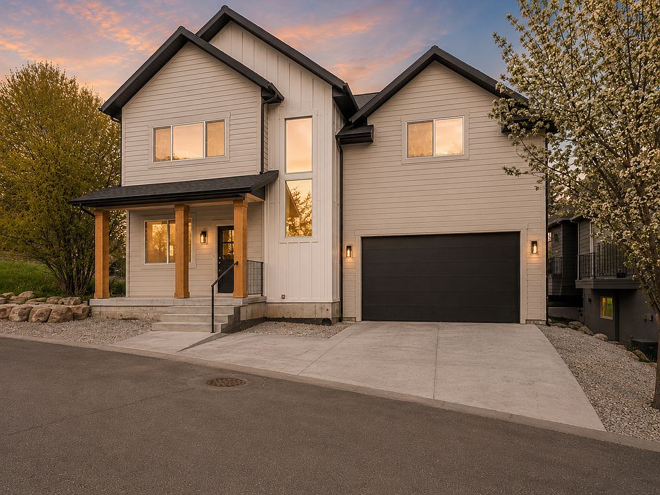 1st image of 3510 N Willow Creek Ln #9