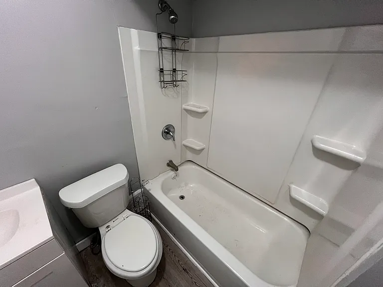 9421 Parkview Ave #2 — Photo 9