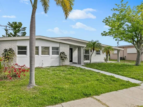 2554 Ambrose Ln, Pt Charlotte, FL 33952