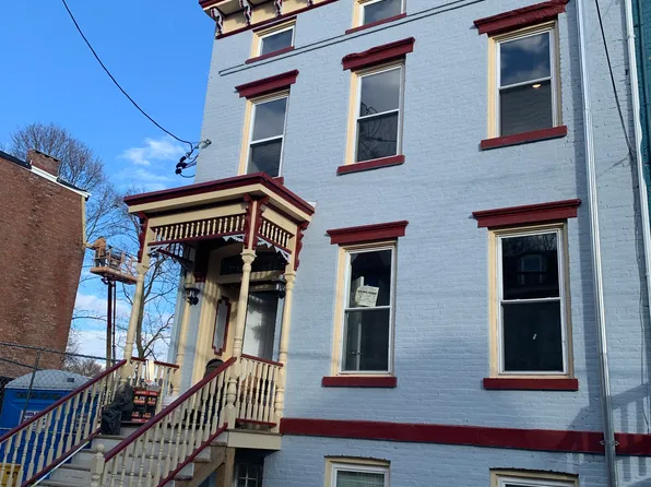 131 Lander St Floor 2, Newburgh, NY 12550