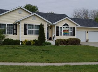 417 Crystal St, Ames, IA 50010
