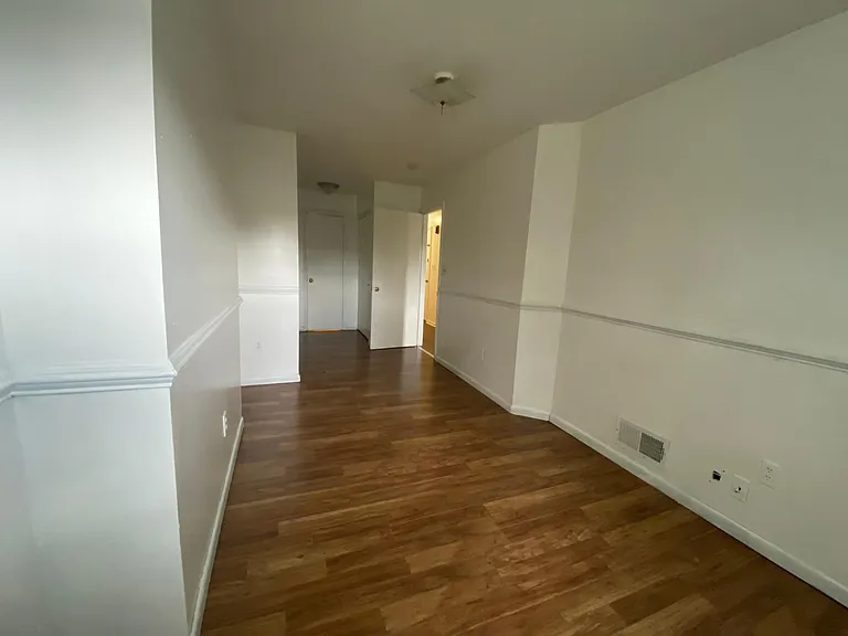 1407 E Carson St #3 — Photo 6