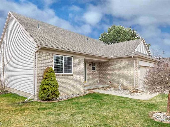 3rd image of 41144 Greenspire Dr