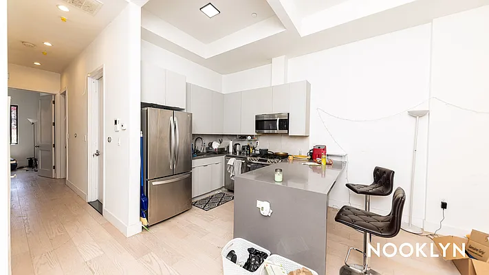 Rented by Nooklyn NYC LLC | media 4