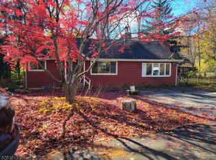 203 Wabasso Rd, Highland Lakes, NJ 07422