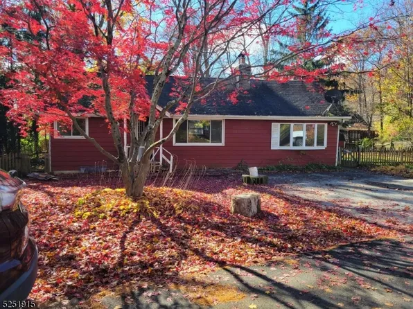 203 Wabasso Rd, Vernon Twp., NJ 07422