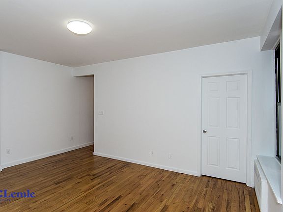 4th image of 1324 Lexington Ave APT 6