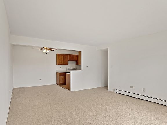 4th image of 7422 Brookdale Dr #110
