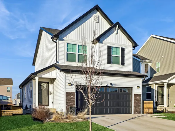 1223 NW Yorktown Dr, Waukee, IA 50263