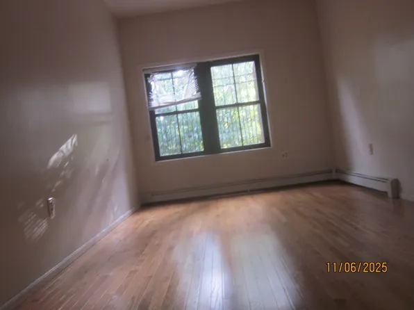 387 South Fifth Street image 5 of 17