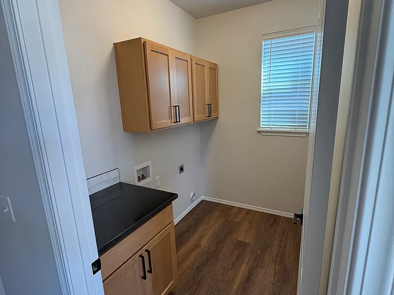 8400 E Rich Ave — Photo 4