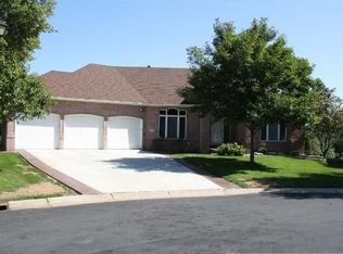 8922 Umbria Pl N, Maple Grove, MN 55311