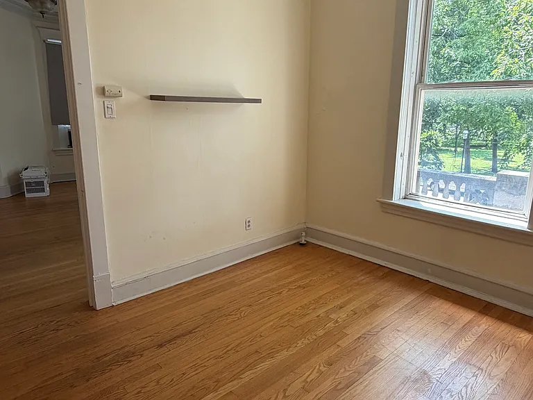 3118 W Palmer Blvd #2F — Photo 4