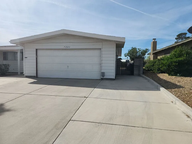 7221 Frank Borman Ave — Photo 3