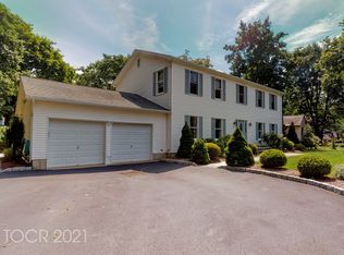 20 Orchard St, Woodcliff Lake, NJ 07677