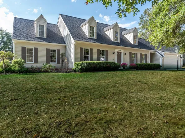 2709 E Brigs Bnd, Bloomington, IN 47401