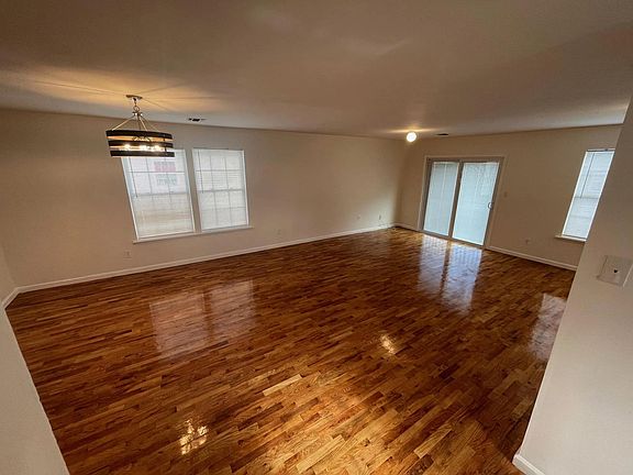 3rd image of 107 Amherst St Floor 2
