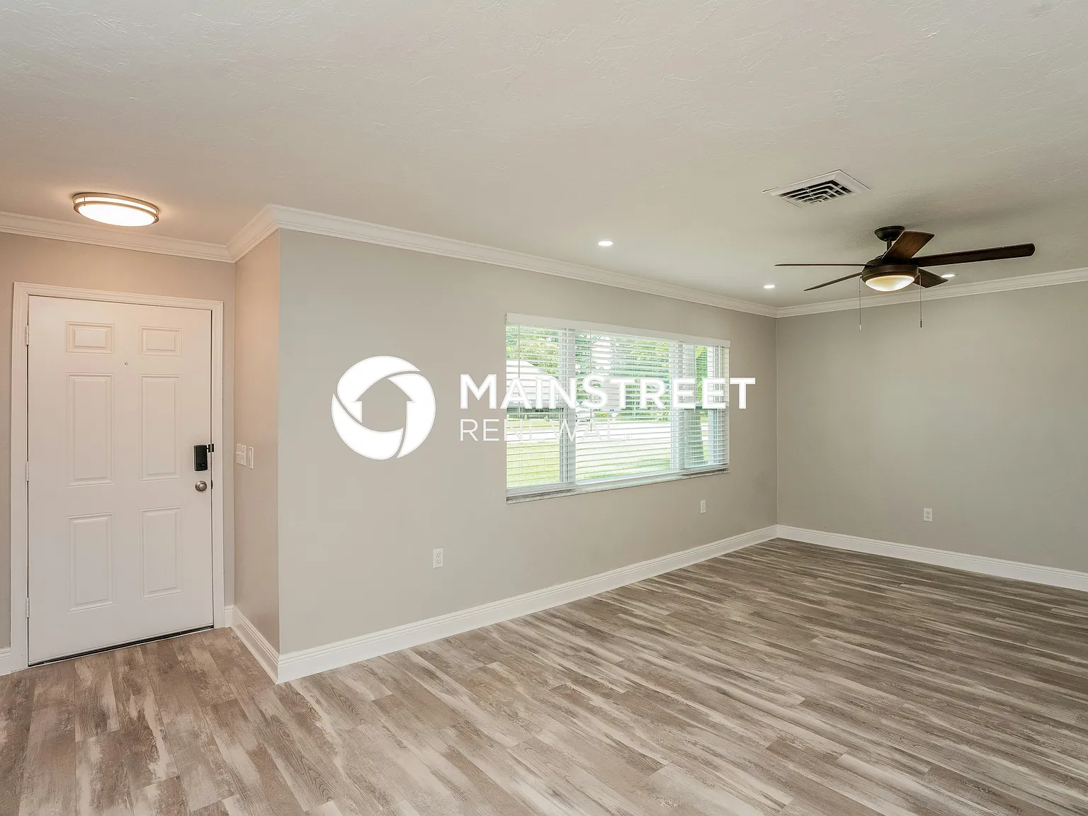 4632 Alligator Dr — Photo 3