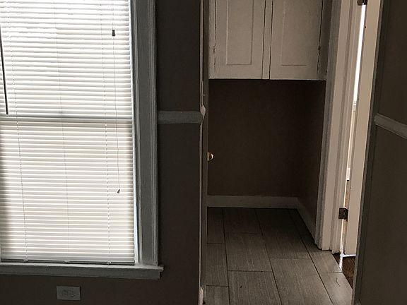 4th image of 3235 W Grand St #2W