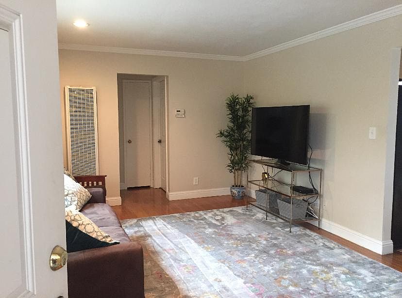 1st image of 1294 Hoover St #1